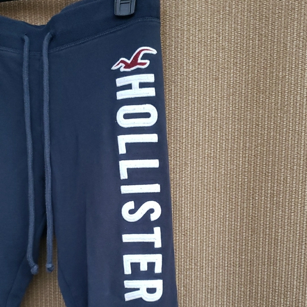 Hollister Navy Jogger Pants with White Logo - Picture 2 of 3